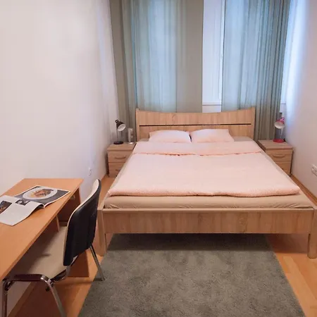Keleti Apartmanhotel
