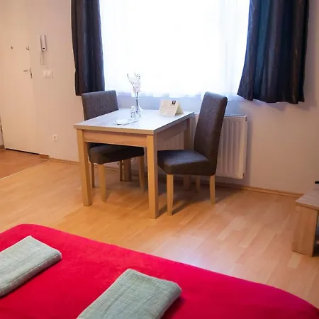 Keleti Appart hôtel 3*
